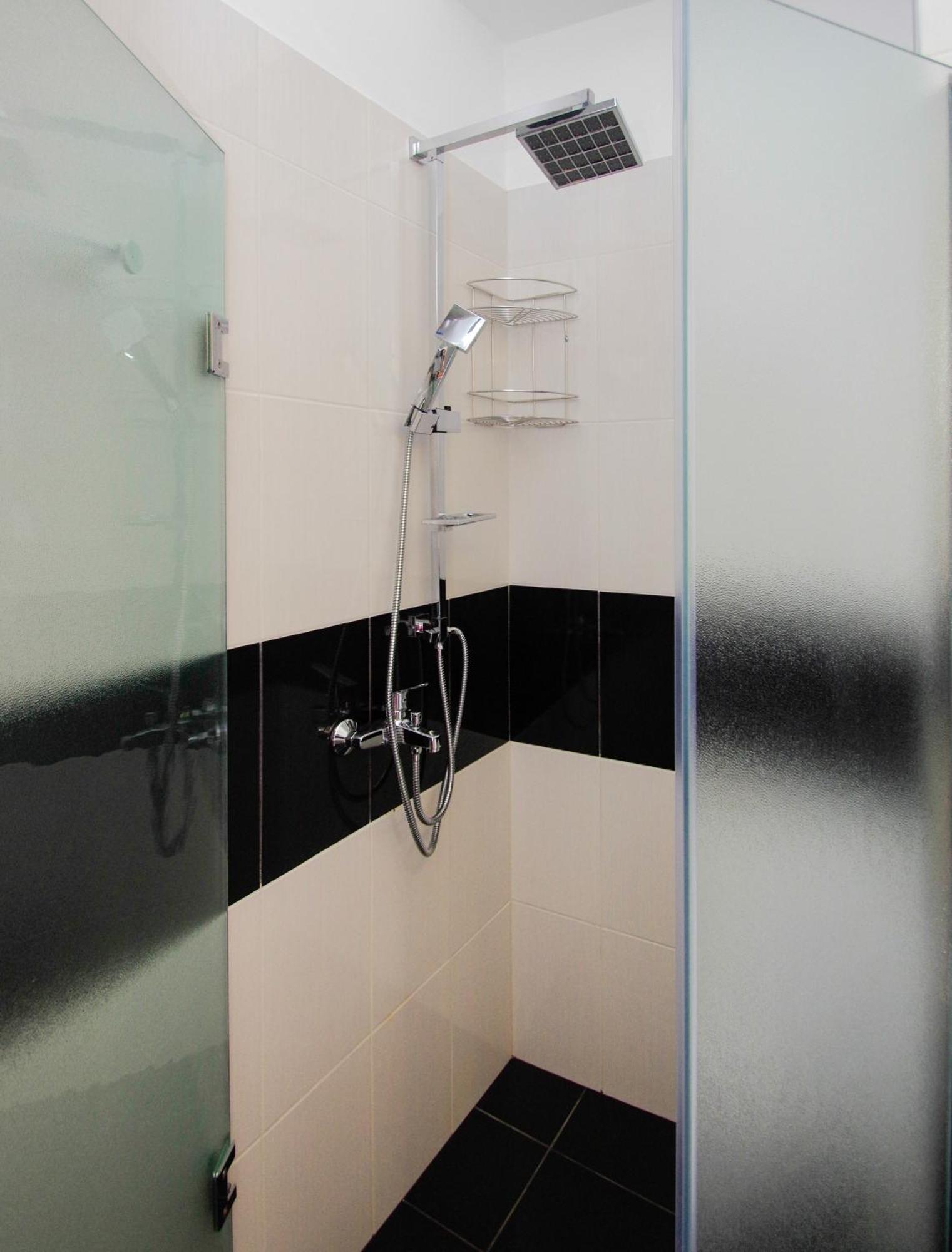 Megaron Apartment แอร์มูโปลี ภายนอก รูปภาพ
