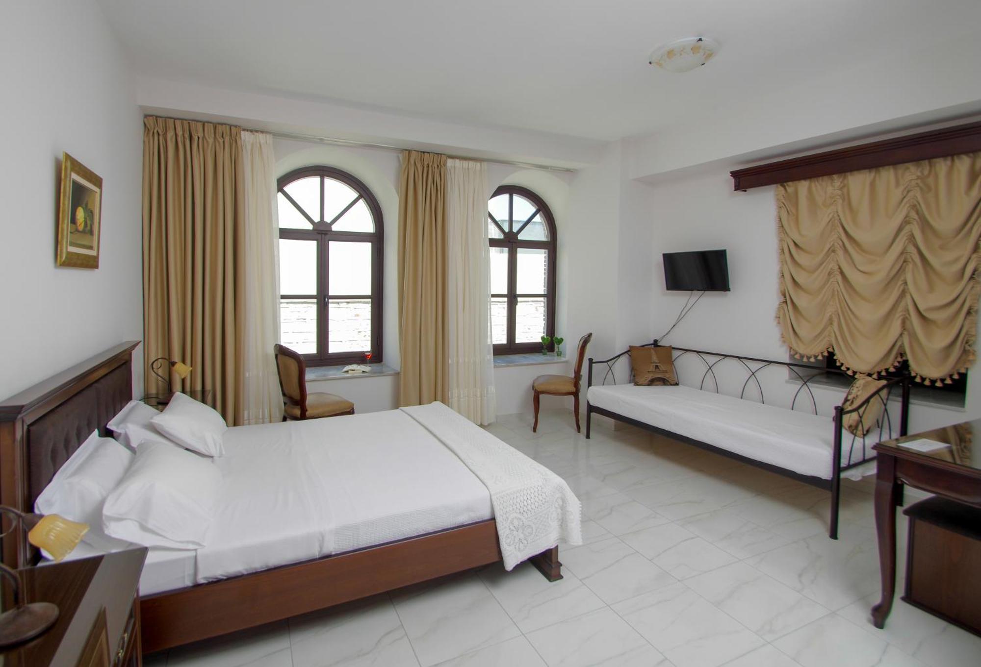 Megaron Apartment แอร์มูโปลี ภายนอก รูปภาพ
