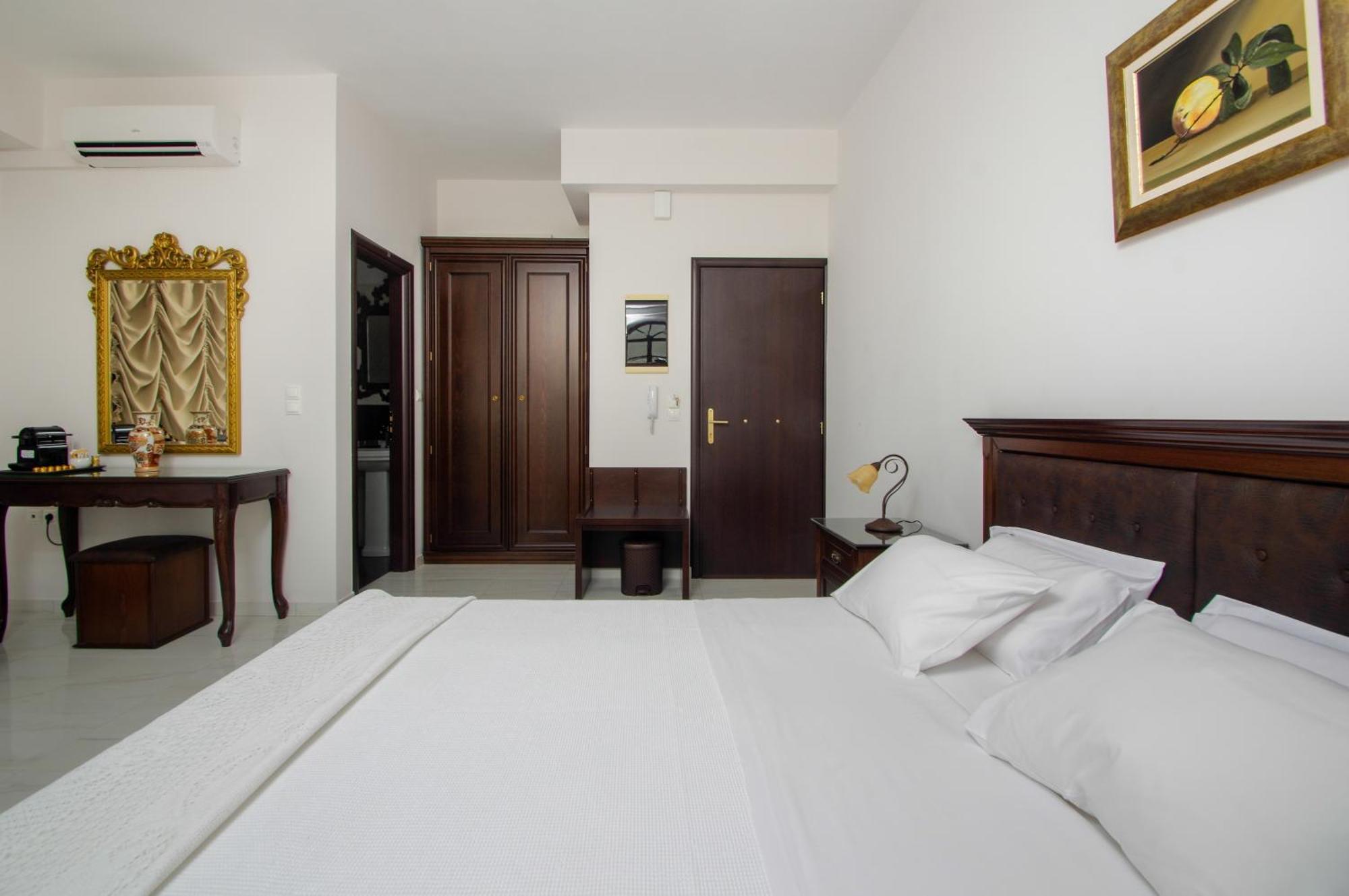 Megaron Apartment แอร์มูโปลี ภายนอก รูปภาพ