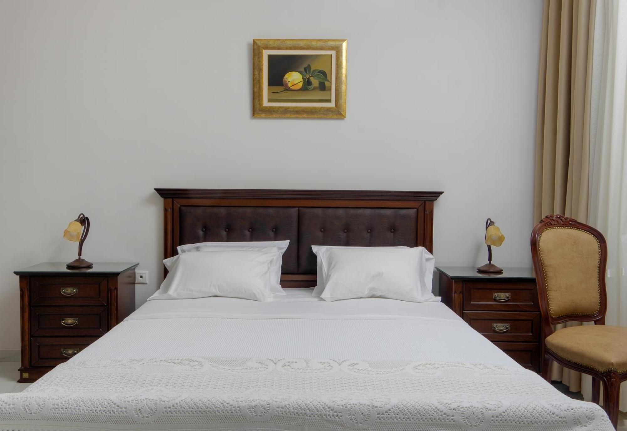 Megaron Apartment แอร์มูโปลี ภายนอก รูปภาพ