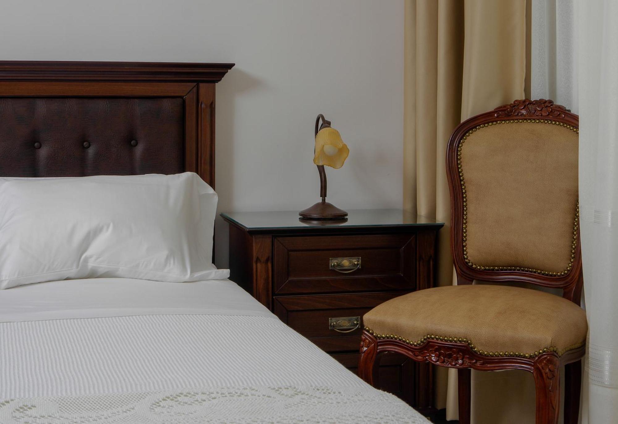 Megaron Apartment แอร์มูโปลี ภายนอก รูปภาพ